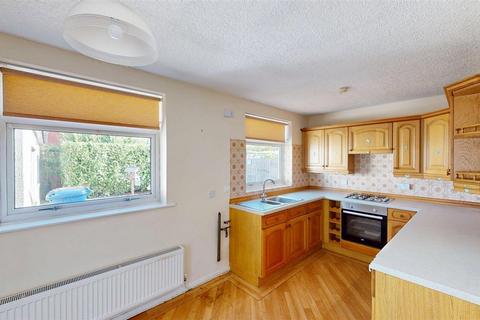3 bedroom semi-detached bungalow for sale, Chorley Road, Walton le Dale, Preston
