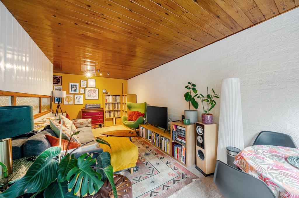 1423281-7-69bac8d...