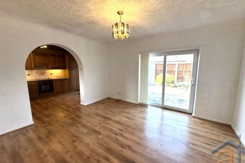 3 bedroom semi-detached bungalow for sale, Poolside Walk, Southport, PR9 8NB