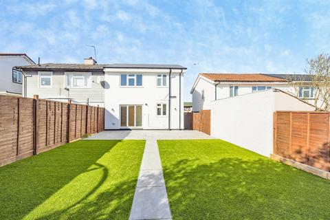 3 bedroom semi-detached house for sale, Hoylake Gardens, Watford