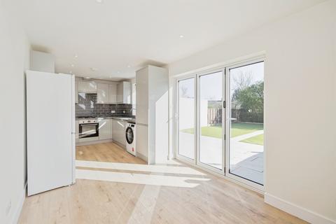 3 bedroom semi-detached house for sale, Hoylake Gardens, Watford