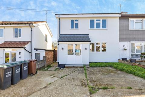 Hoylake Gardens, Watford
