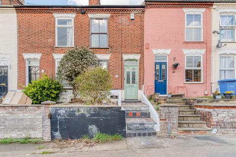 2 bedroom terraced house for sale, Churchill Road, Norwich