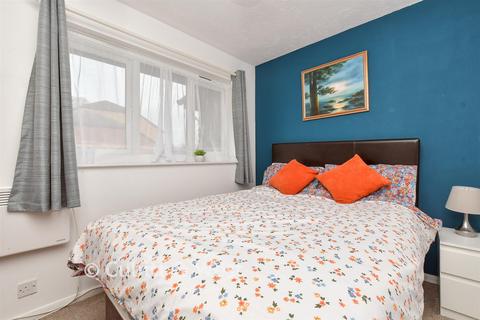 1 bedroom apartment for sale, Rossignol Gardens, Carshalton SM5