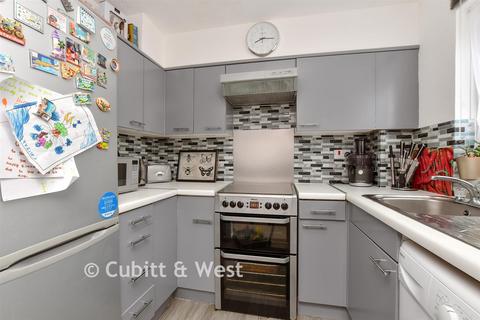 1 bedroom apartment for sale, Rossignol Gardens, Carshalton SM5