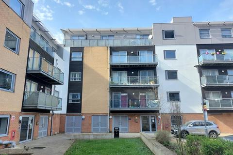 1 bedroom flat for sale, Talbot Close, Mitcham