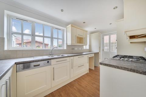 4 bedroom detached house for sale, Monarch Gardens, Eastbourne, East Sussex