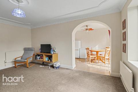 5 bedroom terraced house for sale, Rayside, Basildon