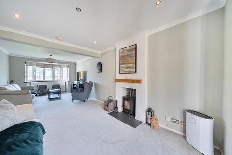 3 bedroom detached house for sale, Mount Avenue, Caterham CR3