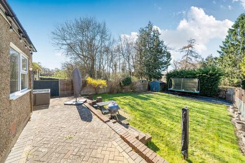 3 bedroom detached house for sale, Mount Avenue, Caterham CR3