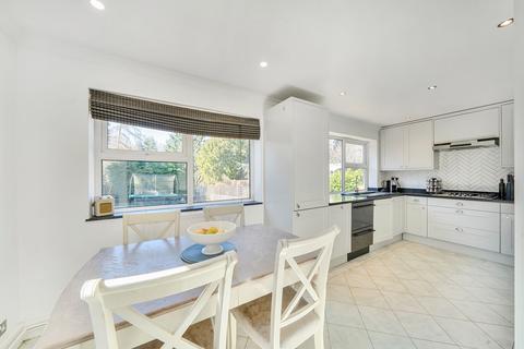 3 bedroom detached house for sale, Mount Avenue, Caterham CR3