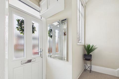 3 bedroom semi-detached house for sale, Pine Avenue, Newark NG22