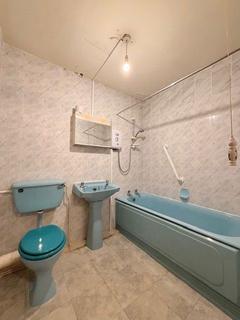 2 bedroom apartment for sale, Park View Court, Blackpool, Lancashire, FY4 2RD