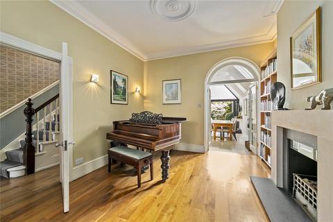 undefined, Bushwood Road, Kew, Surrey, TW9