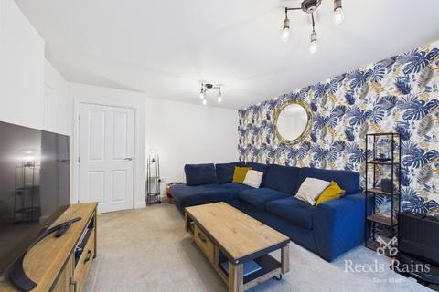 3 bedroom end of terrace house for sale, Main Road, Sheffield S35
