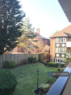 2 bedroom flat to rent, Holden Road, London, N12