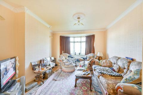 Chippenham Avenue, Wembley, HA9