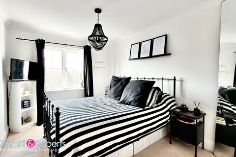 2 bedroom apartment for sale, Bridle Way, Houghton le Spring, Tyne and Wear, DH5 8NQ