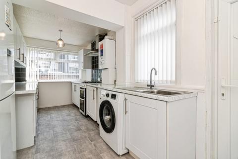 2 bedroom terraced house to rent, Loring Street, Greater Manchester M40