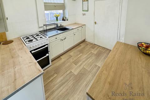 2 bedroom semi-detached house for sale, Seabridge Lane, Staffordshire ST5