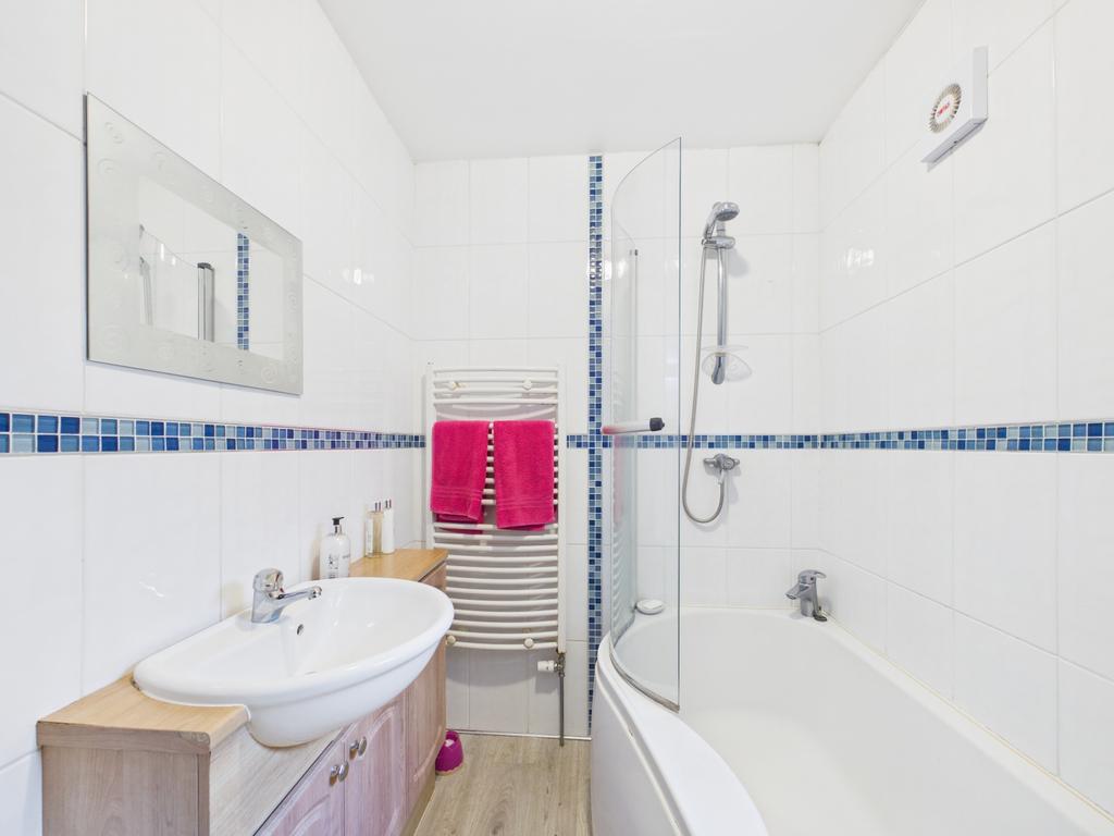 Cam04789 g0 pr0043 still006