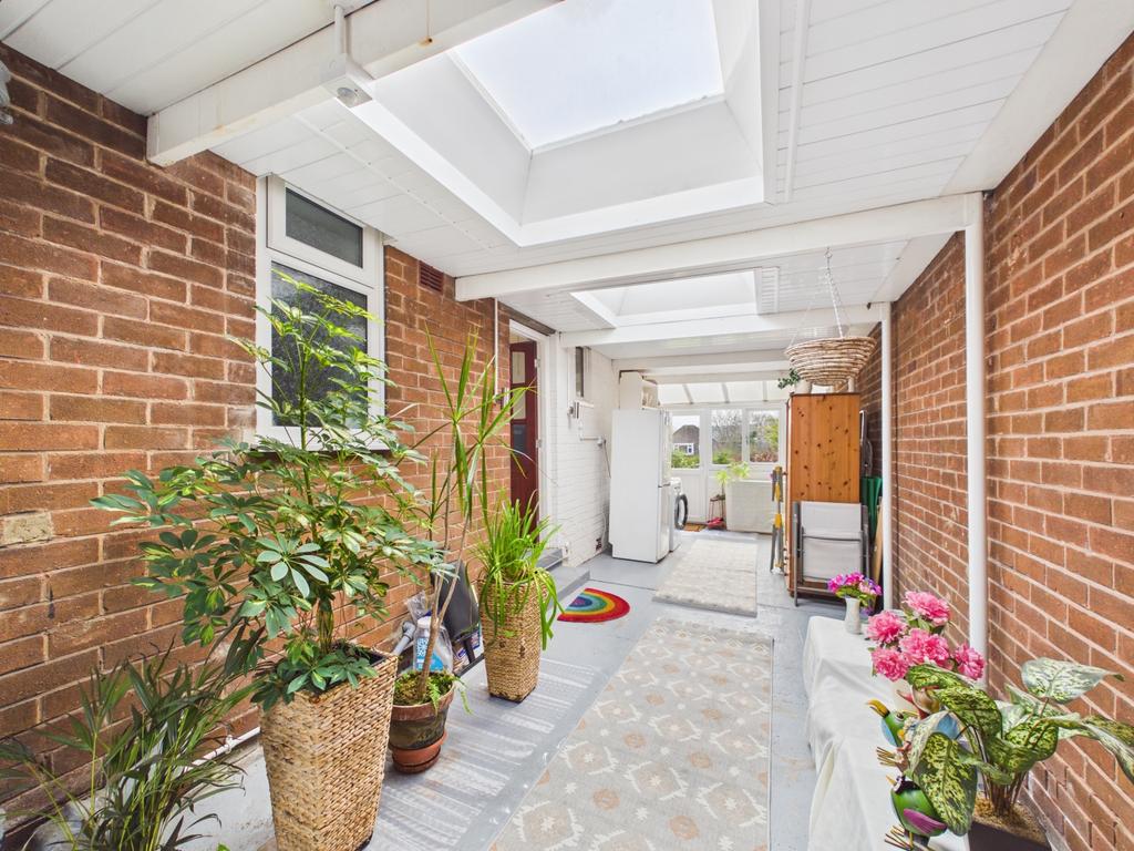 Cam04789 g0 pr0043 still017