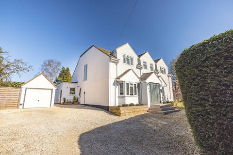 4 bedroom detached house for sale, Sycamore Road, Chalfont St Giles HP8