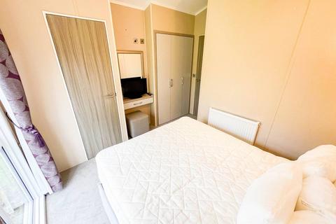 2 bedroom static caravan for sale, Narberth