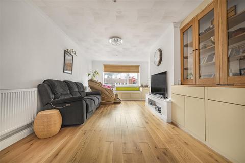 4 bedroom detached house for sale, Gabalfa Road Sketty, Swansea