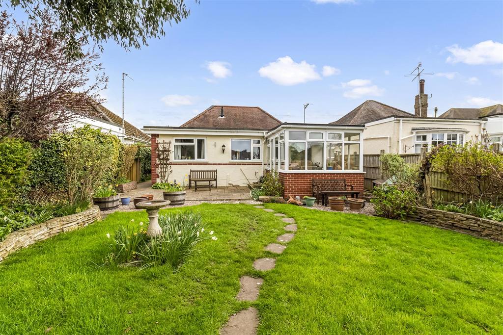 11 Highdown Way-004.JPG