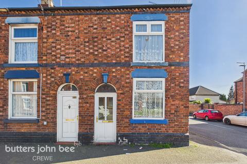 2 bedroom end of terrace house for sale, Middlewich Street, Crewe