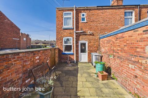 2 bedroom end of terrace house for sale, Middlewich Street, Crewe