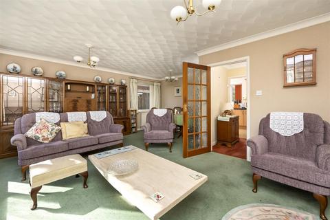 3 bedroom detached house for sale, Cumberland Avenue, Worthing
