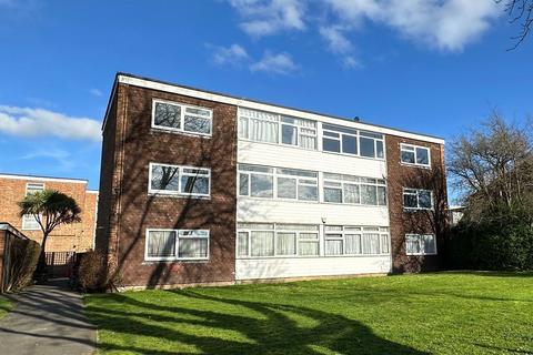 2 bedroom flat for sale, Flat 8 Park Lawn, Parchmore Road, Thornton Heath, Surrey, CR7 8HA