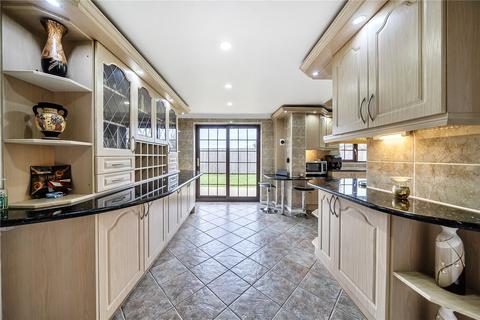 5 bedroom detached house for sale, Knighton Way Lane, Denham, Uxbridge