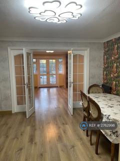 undefined, Gauntlett Road, Sutton, SM1