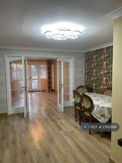 undefined, Gauntlett Road, Sutton, SM1