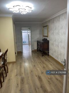 undefined, Gauntlett Road, Sutton, SM1