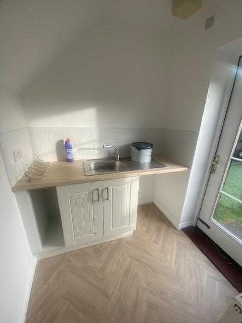 97 Hutton Row Utilty.jpg