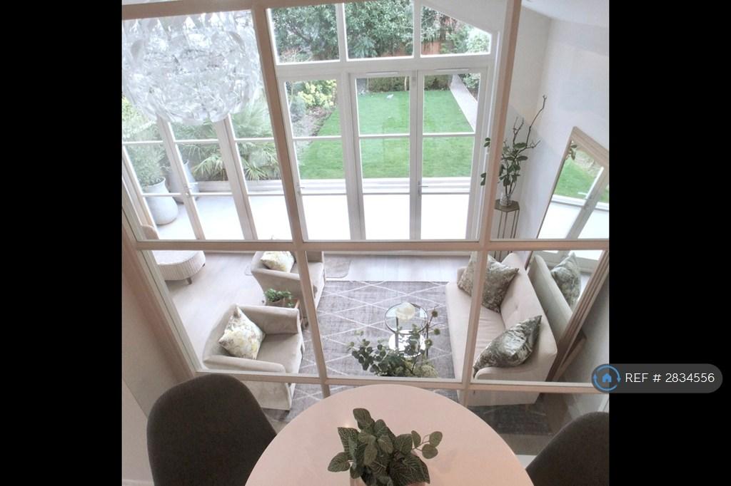 Kitchen Diner Overlooking Reception