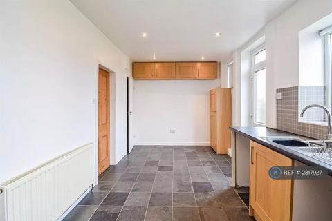 undefined, Pildacre Hill, Dewsbury, WF12