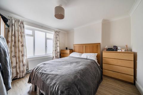 undefined, Priory Road, Chiswick, London, W4
