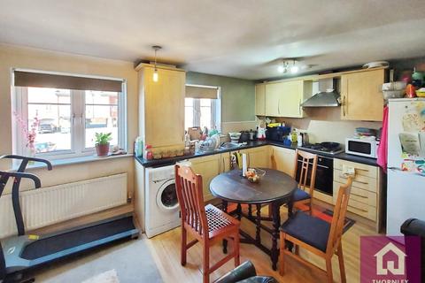 2 bedroom flat for sale, Regents Court, Verdant Lane, Eccles, M30