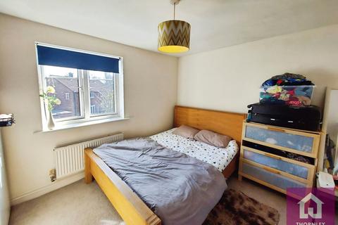 2 bedroom flat for sale, Regents Court, Verdant Lane, Eccles, M30