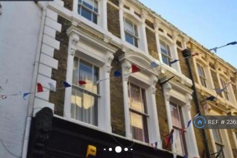 Studio to rent, St Alban St, Weymouth, DT4