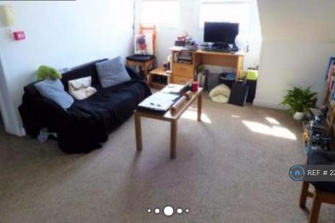 Studio to rent, St Alban St, Weymouth, DT4