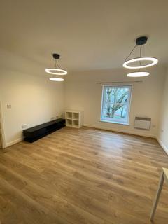 1 bedroom flat to rent, 1 Bedroom Flat – Solomons Court, Finchley N12