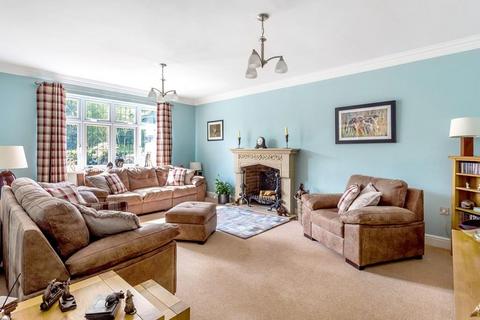4 bedroom detached house for sale, OXSHOTT ROAD, LEATHERHEAD, KT22