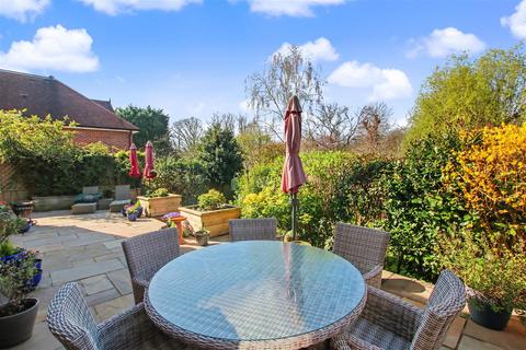 4 bedroom detached house for sale, OXSHOTT ROAD, LEATHERHEAD, KT22