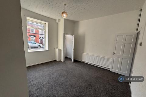 2 bedroom terraced house to rent, Vernon Street, Bury, BL9